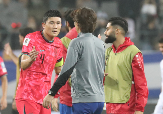 '수비 핵' 김민재 파트너를 찾아라…미국 원정 홍명보호의 실험