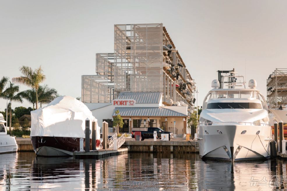 본문 이미지 - Port 32 마리나 드라이 스택&#40;출처: Port 32 누리집&#41;