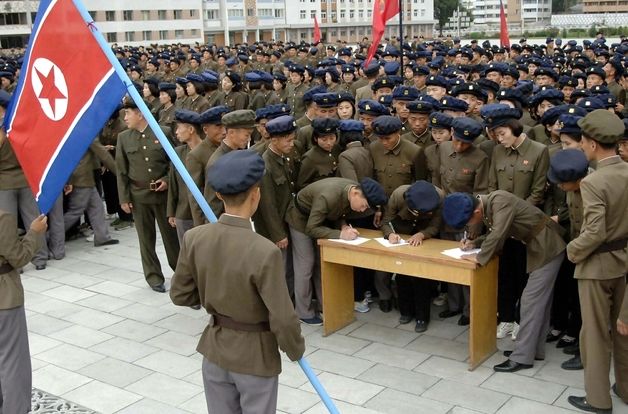 '한국 징벌 의지' 청년 입대 캠페인…대남 적개심 고취[데일리 북한]