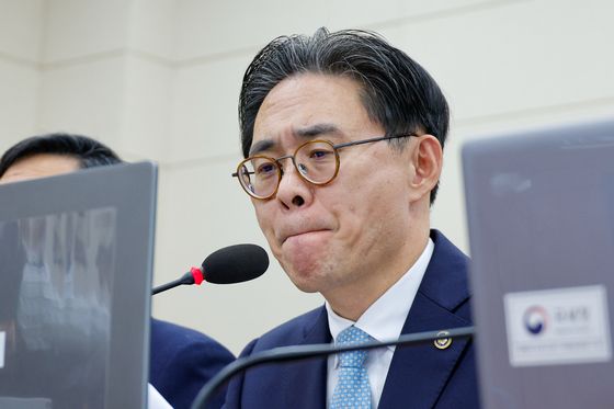 국세청장 "해외 고소득자, 비거주 신분 이용 여지 있어"