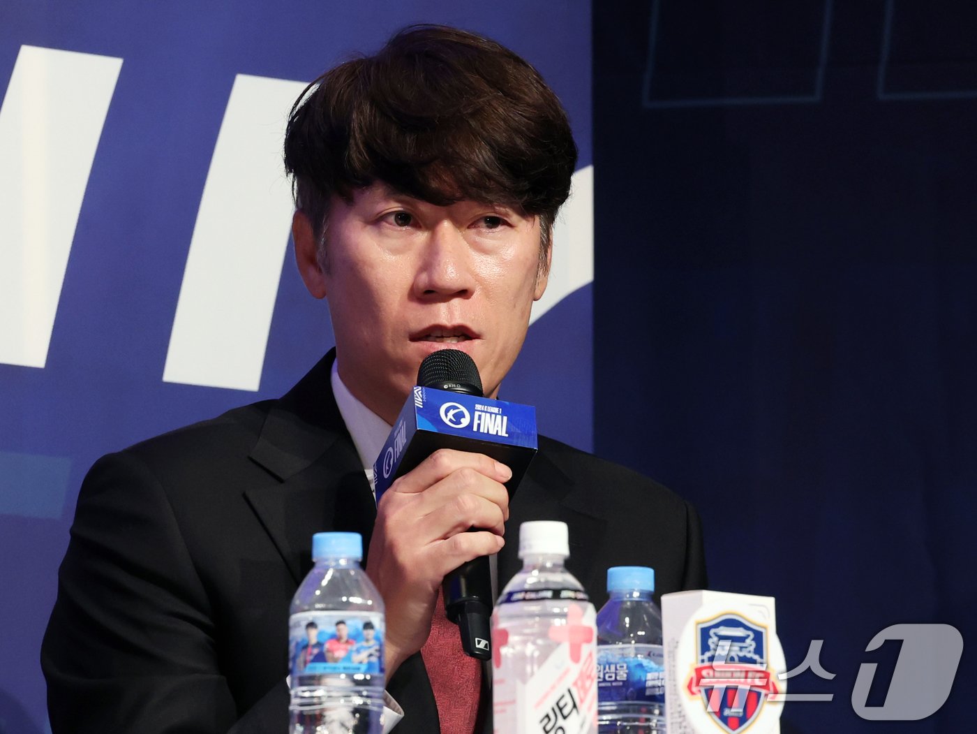 본문 이미지 - 수원FC 김은중 감독이 16일 오후 서울 마포구 누리꿈스퀘어에서 열린 '하나은행 K리그1 2024 파이널라운드 미디어데이'에서 포부를 밝히고 있다. 2024.10.16/뉴스1 ⓒ News1 황기선 기자