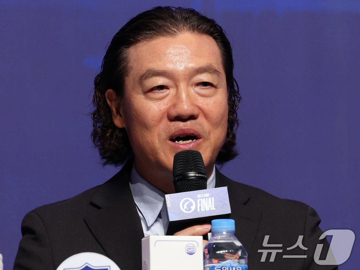 본문 이미지 - 울산HD 김판곤 감독이 16일 오후 서울 마포구 누리꿈스퀘어에서 열린 '하나은행 K리그1 2024 파이널라운드 미디어데이'에서 포부를 밝히고 있다. 2024.10.16/뉴스1 ⓒ News1 황기선 기자