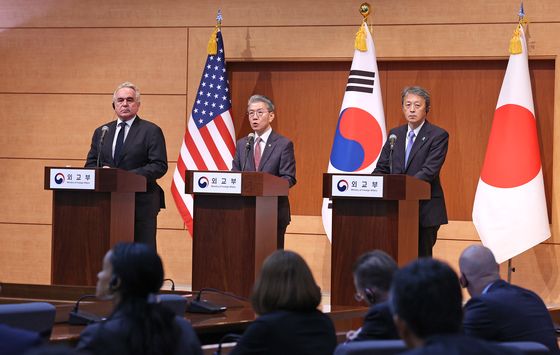 한미일 외교차관 "北 의도적 긴장조성 강력 규탄…강력 공조"(종합)