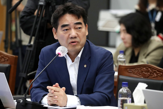 이성권 "의총 소란? 보기 좋았다…노선 조정해 덧셈정치 해야"