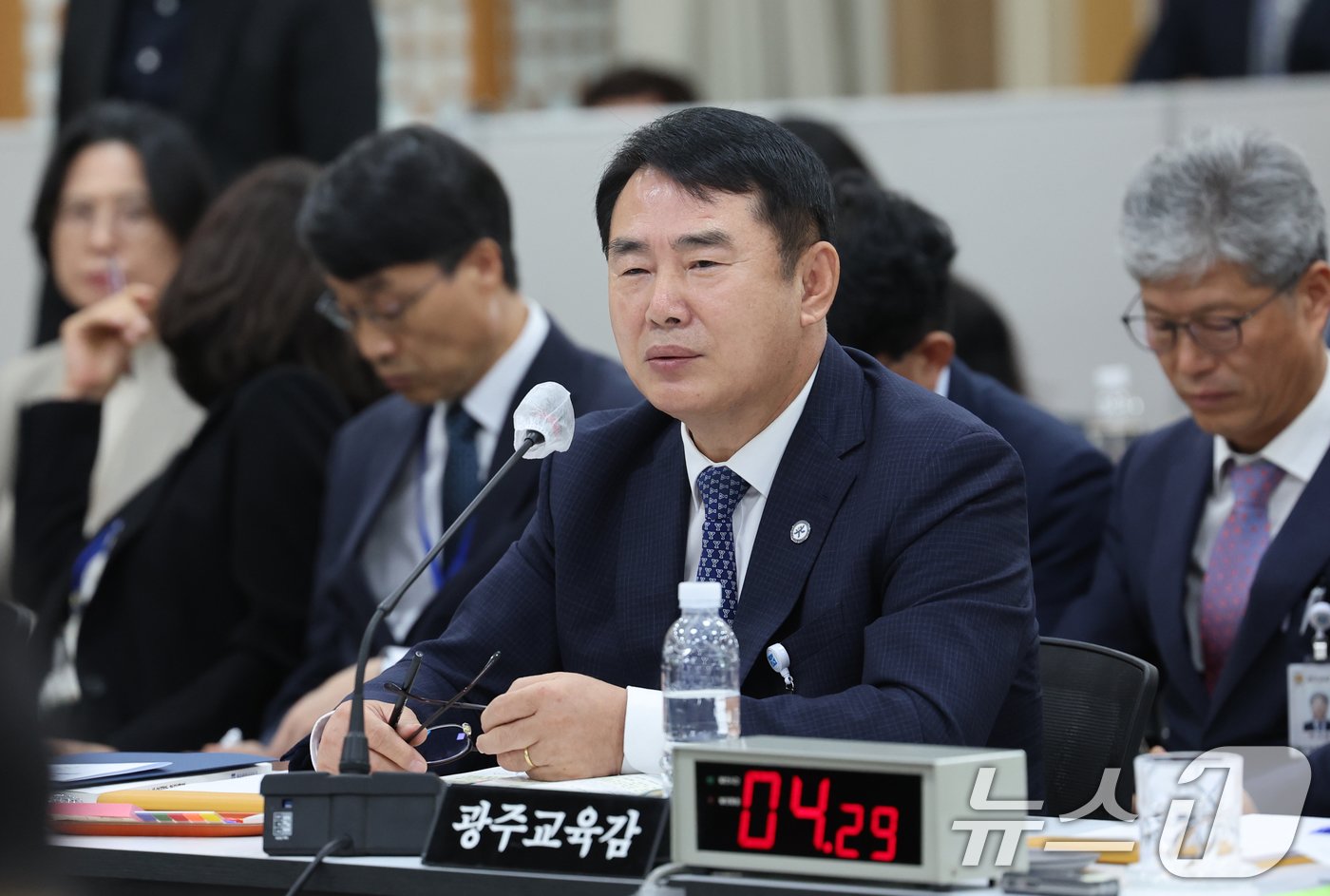 본문 이미지 - 이정선 광주시교육감이 17일 오전 광주시교육청에서 열린 국회교육위 국정감사에서 질의에 답변하고 있다. 2024.10.17/뉴스 ⓒ News1 김태성 기자