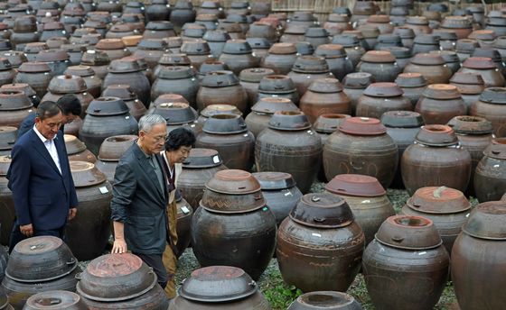 "차별화의 힘은 오직 문화"…유인촌, '올해의 문화도시' 청주 방문