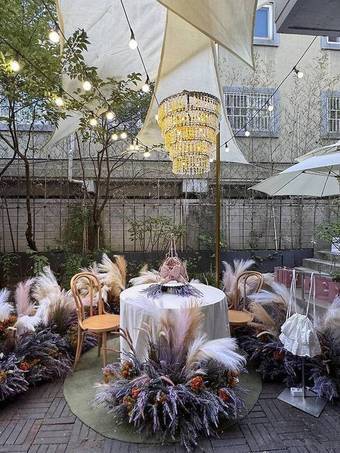 본문 이미지 - 아떼 바네사브루노가 오는 20일까지 가을·겨울(FW) 소재를 적용한 신제품 출시를 기념해 성수동에서 팝업스토어를 진행한다.(아따바네사브루노제공)