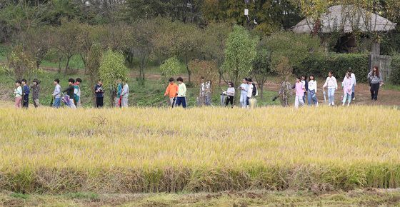 '벼는 익을수록 고개를 숙인다'