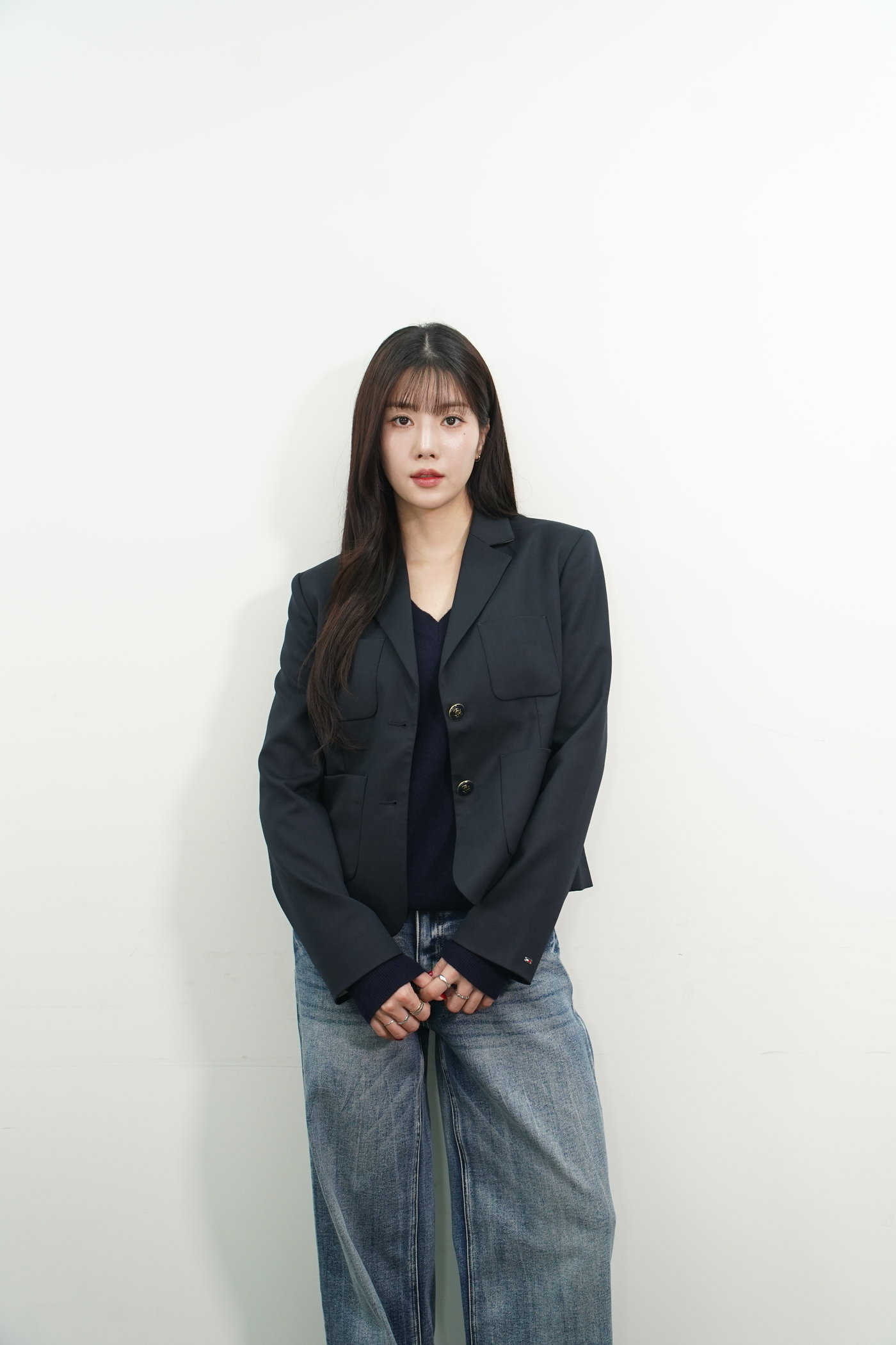 본문 이미지 - 권은비 / 찬란 제공