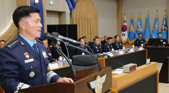 [국감]업무 보고하는 이영수 공군 참모총장