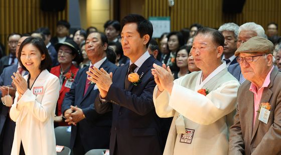 노인의 날 축하하는 오세훈 시장