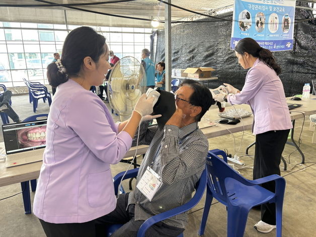 익산시 '농촌 왕진버스' 의료 사각지대 누빈다