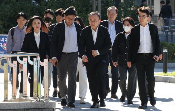 교육부, 휴학 단속 나섰다…서울대 감사 이어 전국 의대에 공문(종합2)