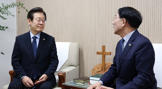 이재명 민주당 대표, 김종생 한국기독교교회협의회 총무 예방