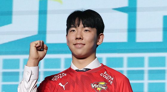 윤하준, 1라운드 3순위로 한국전력 行