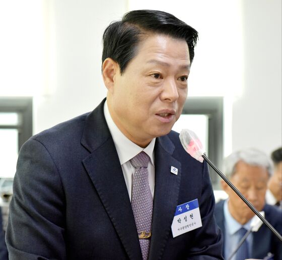 퇴임 하루 앞둔 박성현 여수광양항만공사 사장 "국가·지역발전에 더 노력"