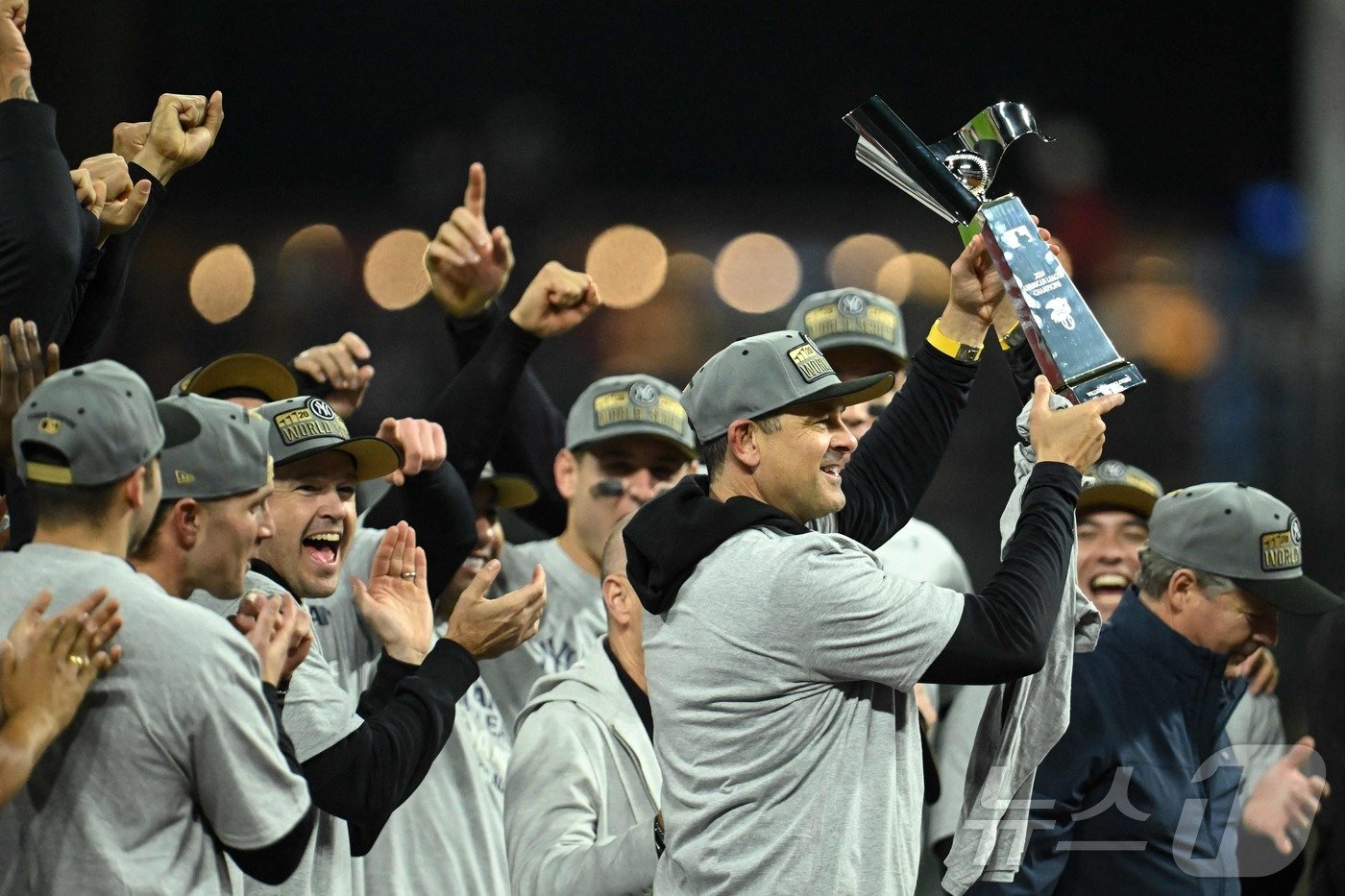 본문 이미지 - 15년 만에 월드시리즈에 진출한 뉴욕 양키스. ⓒ AFP=뉴스1
