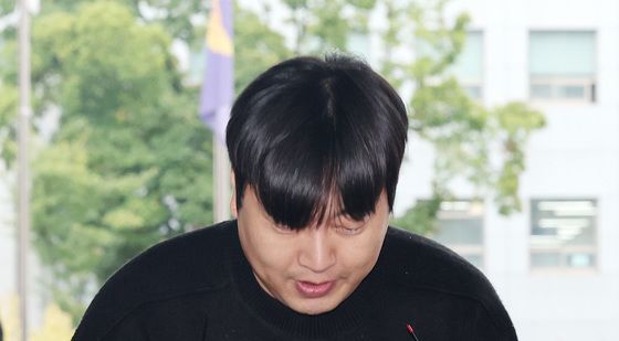 '23억 불법도박' 고개 숙인 이진호