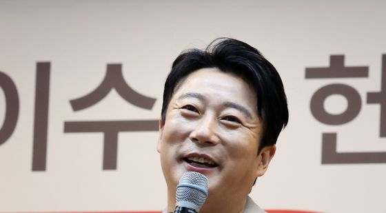 개그맨 이수근 "헌혈 홍보 열심히 하겠습니다"