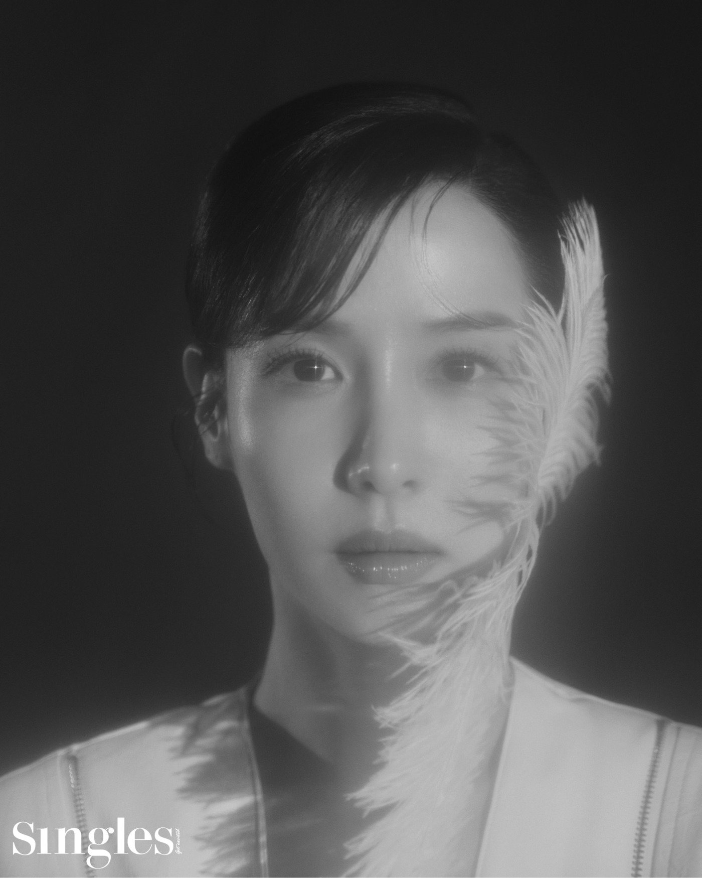 본문 이미지 - '히든페이즈' 싱글즈 화보