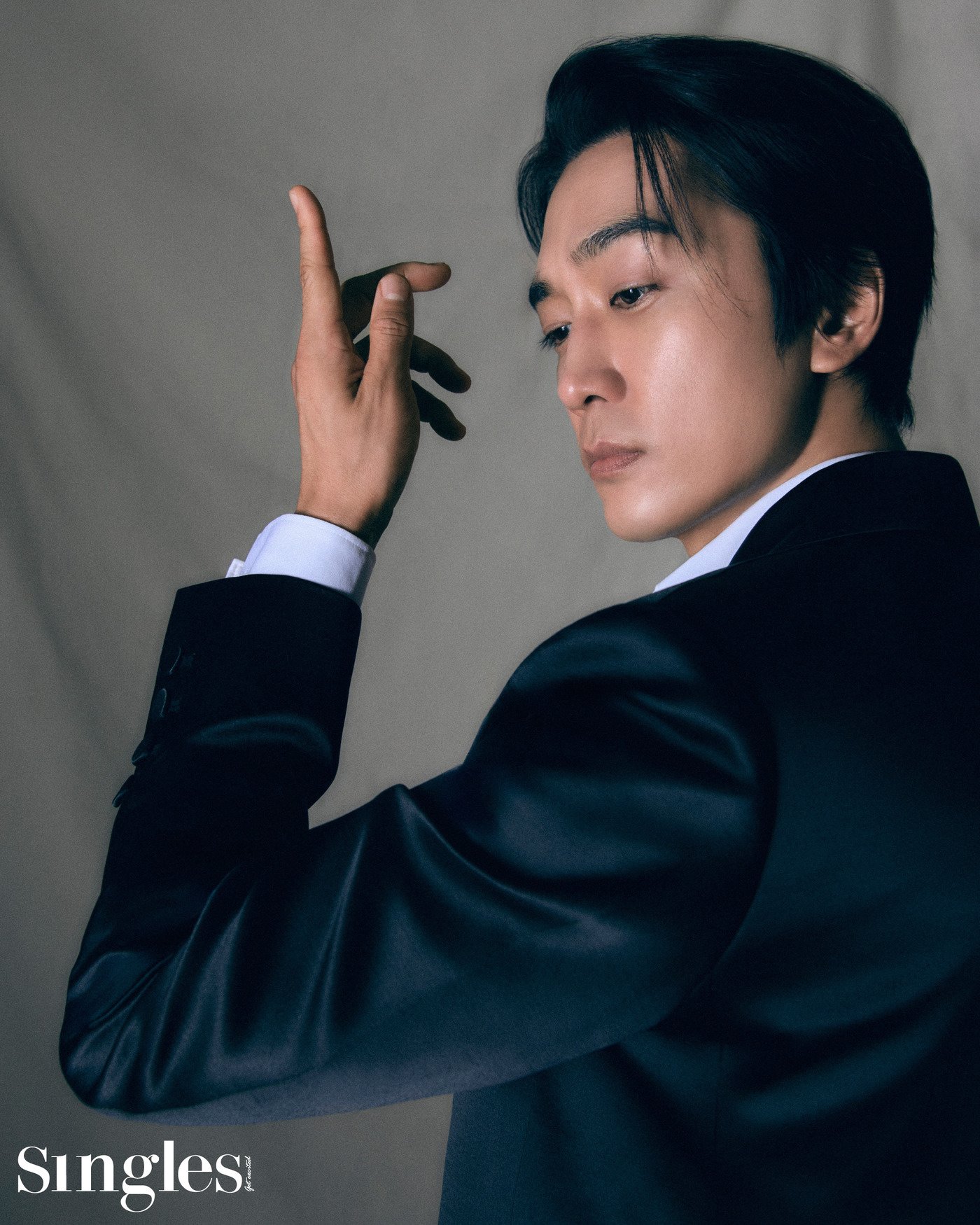 본문 이미지 - '히든페이즈' 싱글즈 화보