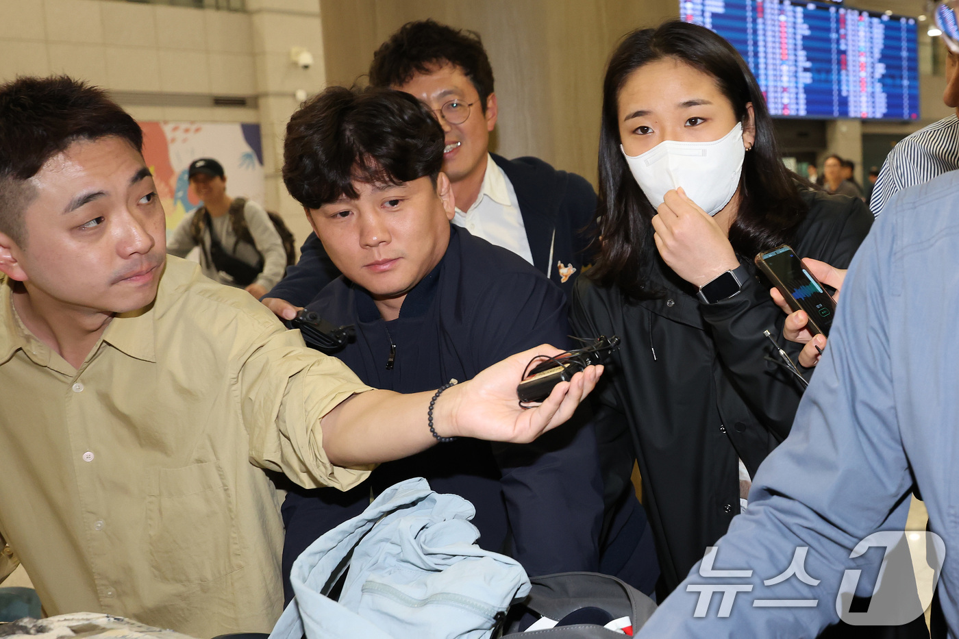 (인천공항=뉴스1) 이동해 기자 = 세계배드민턴연맹(BWF) 월드투어 슈퍼 750 덴마크오픈 여자 단식에서 준우승을 차지하며 세계 랭킹 1위 탈환에 성공한 배드민턴 국가대표팀 안세 …