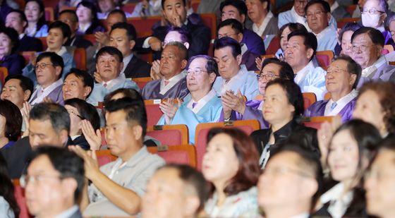 세계한인비즈니스대회 개막식 찾은 한덕수 총리