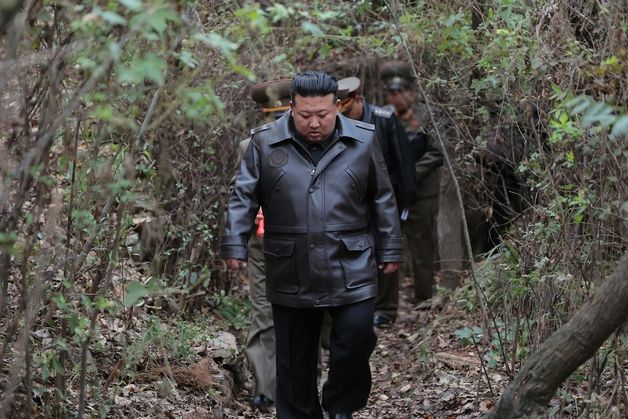 무인기는 '폭로' 파병엔 침묵…갈 길 먼데 결집 어려운 北의 속사정