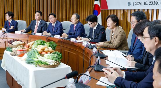 김장재료 수급 안정위해 모인 민당정