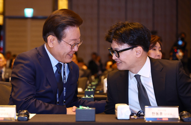 한동훈 "尹 되기 싫으면 V0 김현지 버리고 특별감찰관 임명하라"