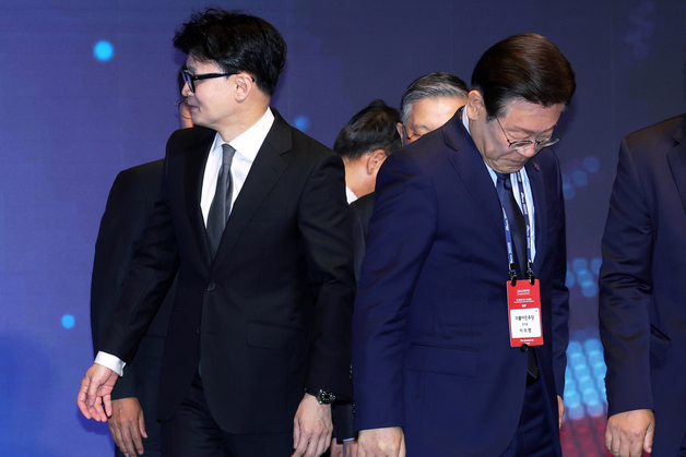 한동훈 "계산은 정확히…李대통령 가짜뉴스 부추긴 거 사과하라"