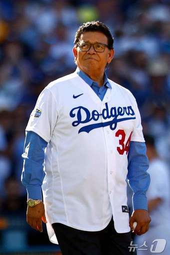 본문 이미지 - 갑작스럽게 세상을 떠난 발렌수엘라. ⓒ AFP=뉴스1