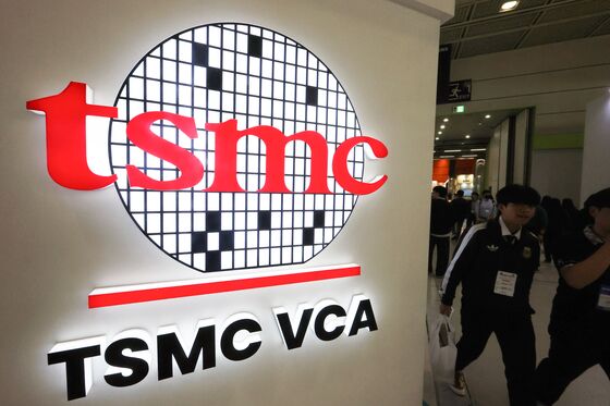 트렌드포스 "TSMC, 中에 AI 칩 공급 중단하면 매출 5~8% 감소"