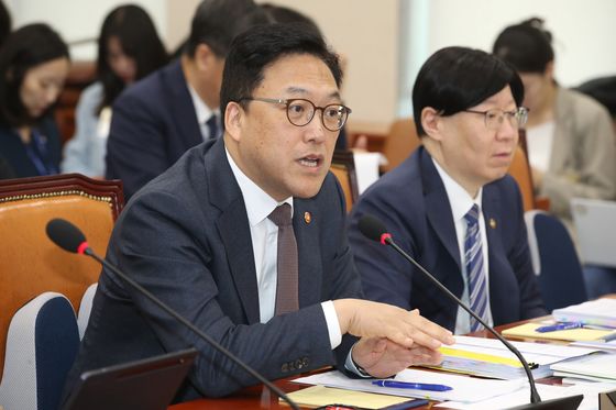 김병환 "ESG 공시 로드맵, 국제 동향 살펴야…최대한 노력"