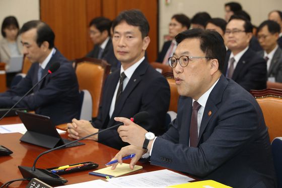 김병환 금융위원장 "디딤돌대출 규제 예고기간 없었던 것 아쉬워"(종합)