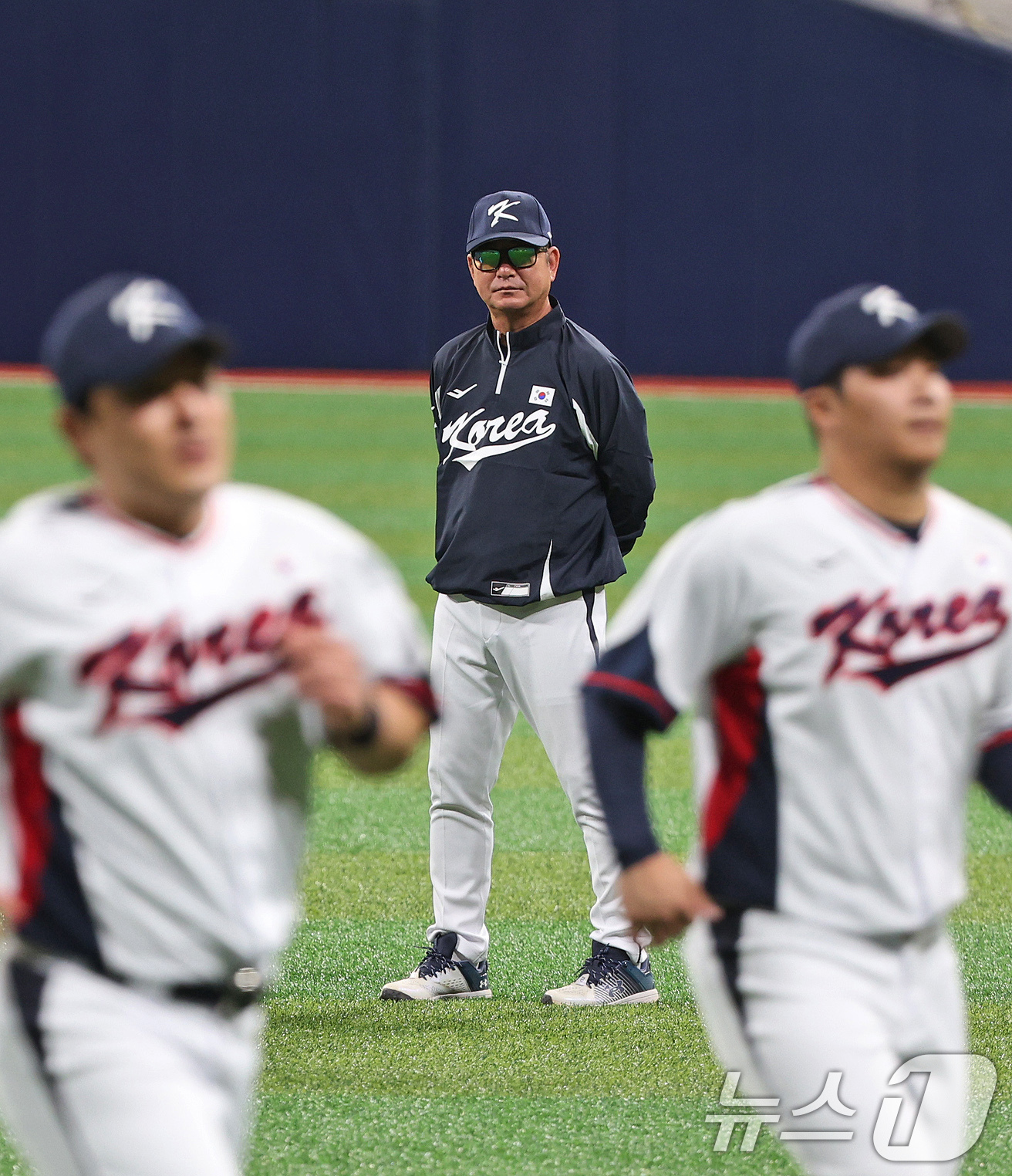 (서울=뉴스1) 장수영 기자 = 2024 세계야구소프트볼협회(WBSC) 프리미어12에 출전하는 류중일 대한민국 야구대표팀 감독이 24일 오후 서울 구로구 고척스카이돔에서 열린 대표 …