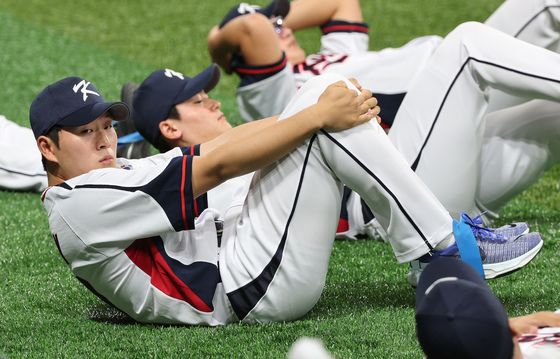 19세 대표팀 막내 김택연 "배짱 있게, 피하지 않고 내공 던지겠다"