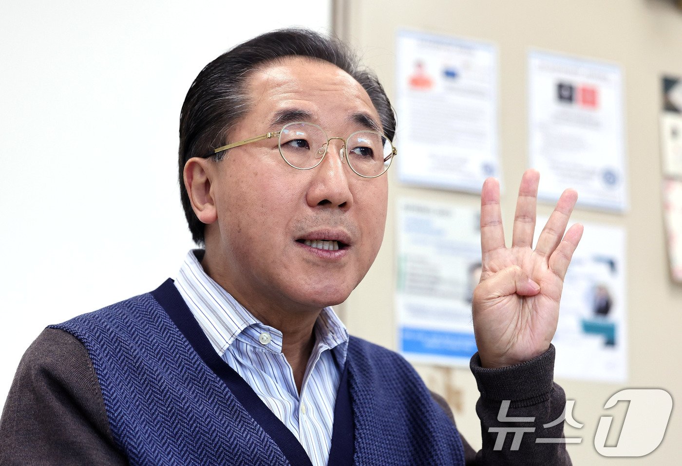 본문 이미지 - 이남우 한국기업거버넌스포럼 회장이 24일 서울 서대문구 연세대학교에서 뉴스1와 인터뷰를 갖고 있다. 2024.10.24/뉴스1 ⓒ News1 박지혜 기자