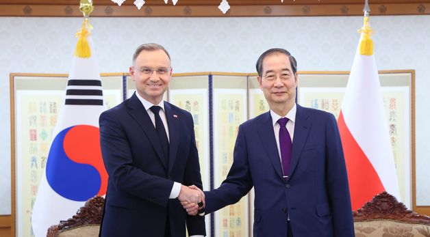 한덕수 총리, 폴란드 대통령 접견