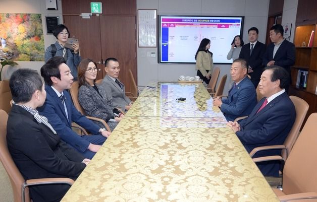 임채성 세종시의장, 최민호 시장 면담 "시민을 위해 협력"