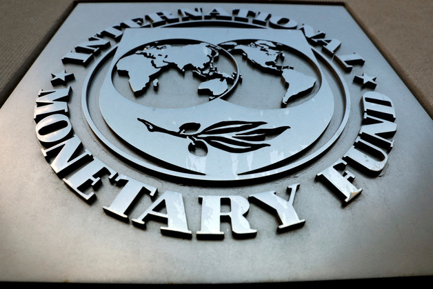 IMF "세계 헤지펀드 13조달러로 불어…美국채 등 영향력 너무 커져"