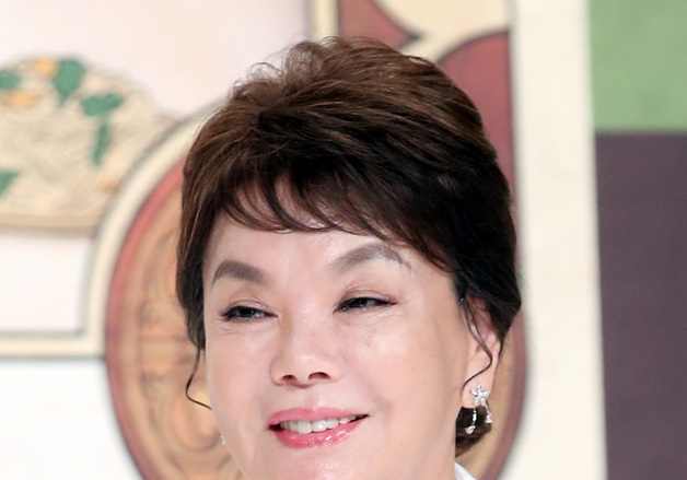 연매협 "뮤지컬 '친정엄마' 측 故김수미 출연료 아직도 미지급…고인 대한 모독"