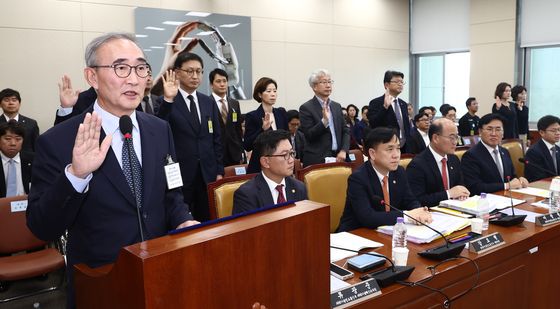 [국감]국회 출석한 김영섭 KT 대표