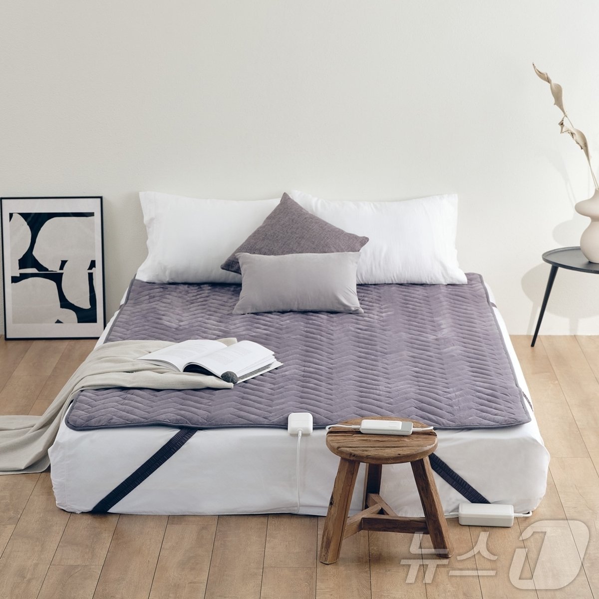 본문 이미지 - 경동나비엔의 '나비엔 숙면매트 카본' 제품.(경동나비엔 제공)