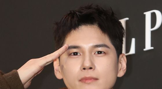 옹성우, 제대 후 첫 공식석상