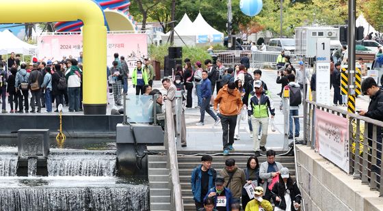 '청계천에 즐기는 걷기대회'