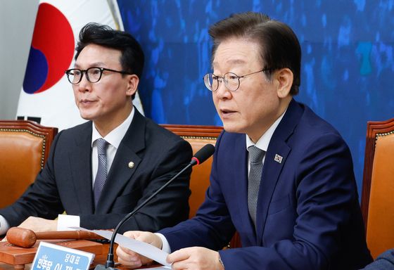 이재명 "우크라 심문조 파견해 북한 포로 심문? 제정신이냐"