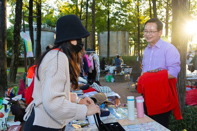 "여의도 벚꽃축제 규모로 키운다"…'선유도원 축제'에 7.5만명 몰려