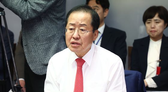 대구시 예산정책협의회 발언하는 홍준표 시장