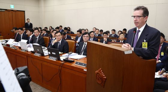 [국감]애플코리아 대표 발언에 시선 집중